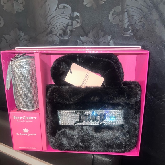 ‼️SOLD‼️ JUICY COUTURE Mini Faux Fur Tote And Coin Purse Boxed Gift Set - Picture 10 of 10